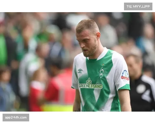 不莱梅前锋托普越位进球无效,VAR再成焦点 不莱梅前锋托普越位进球无效,VAR再成焦点