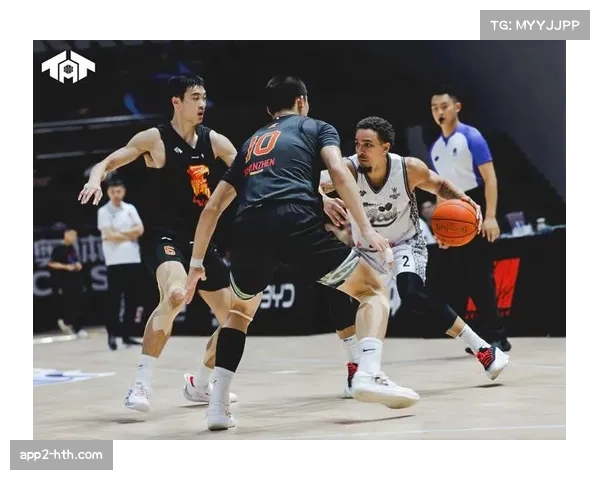 NBA裁判尺度宽松化，季后赛对抗强度提升影响战术执行